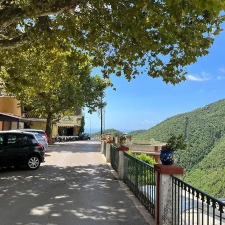A Casa Di Nonna Elvira Apartamento *